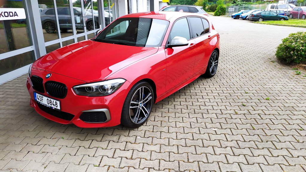 BMW M140i xDrive 8AT