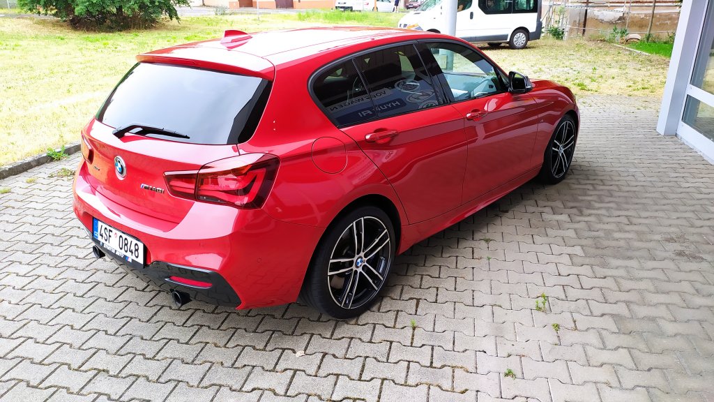 BMW M140i xDrive 8AT