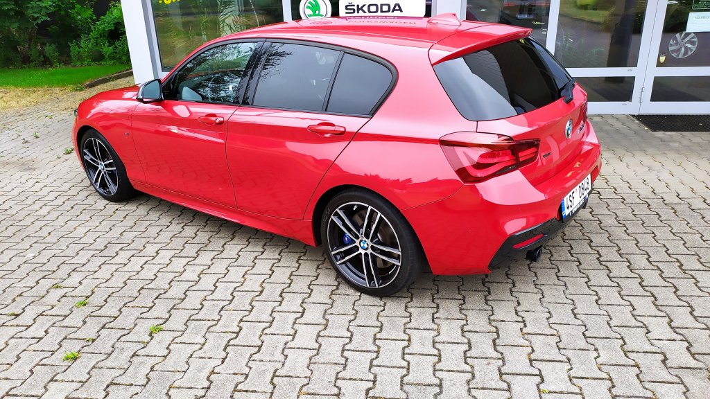 BMW M140i xDrive 8AT