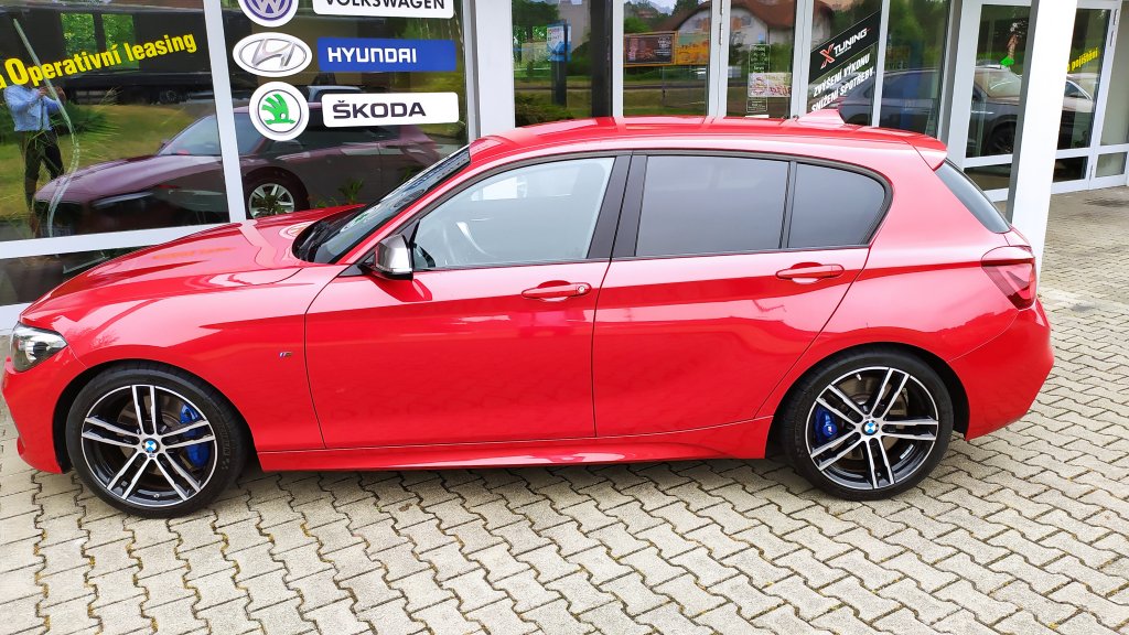 BMW M140i xDrive 8AT