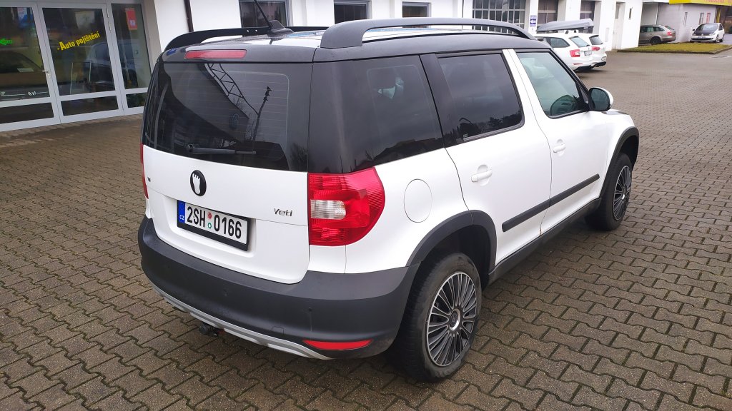 Škoda YETI Elegance 2.0 TDI, ČR, 2.majitel, Pův.lak, TZ, 2x Kola,