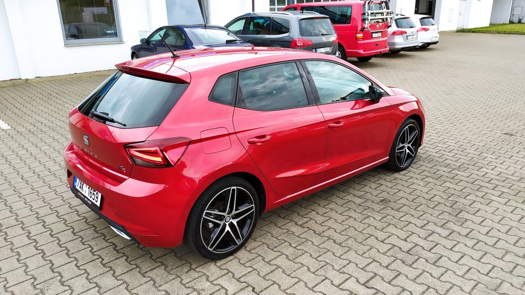 Seat IBIZA FR 1.5 TSI 110kW 6st.Manuál, ČR, 2.Majitel, Původní lak !