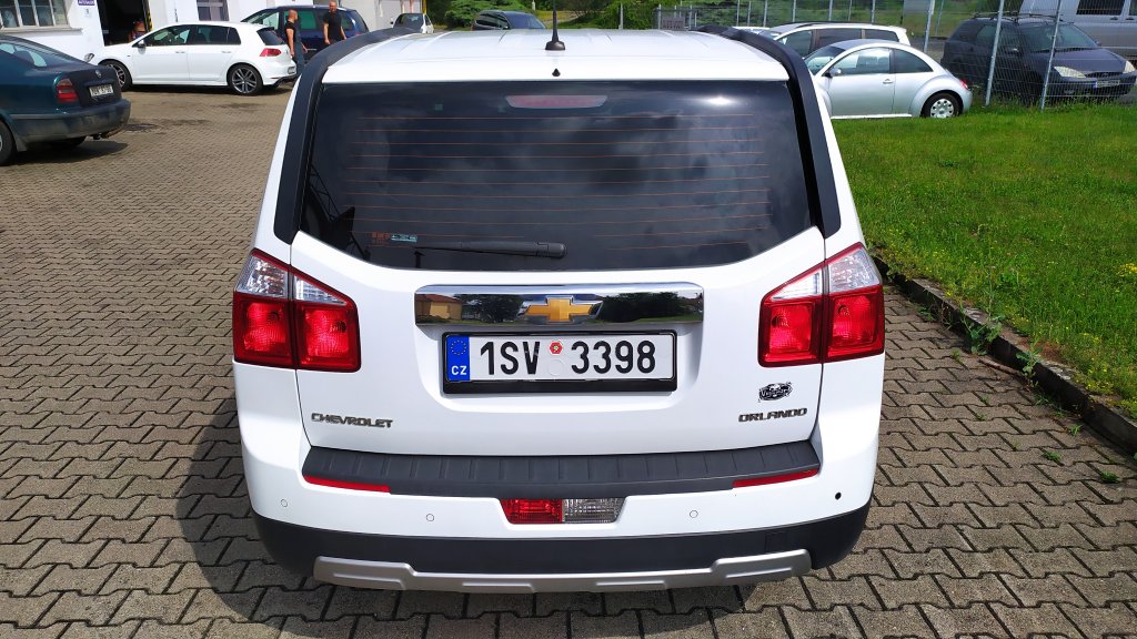 Chevrolet ORLANDO 1.8i LT+, 7 MÍST, ČR, Park.čidla, 2x komplet kola
