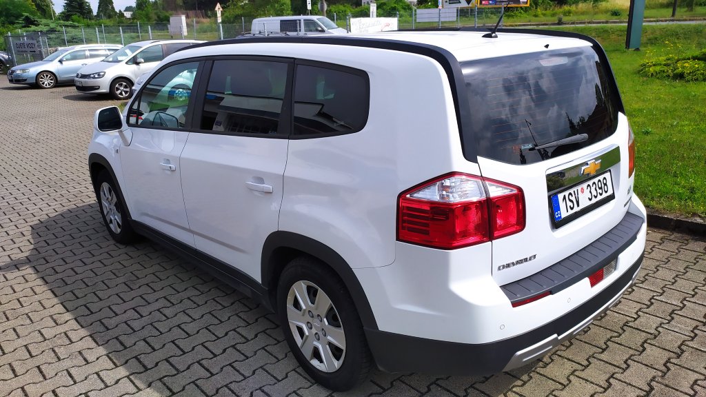 Chevrolet ORLANDO 1.8i LT+, 7 MÍST, ČR, Park.čidla, 2x komplet kola
