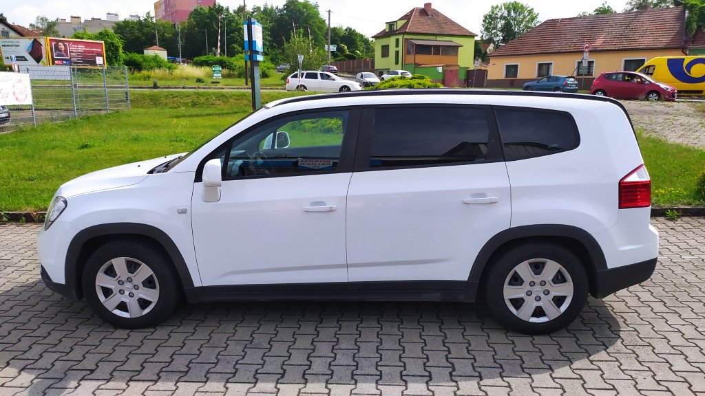 Chevrolet ORLANDO 1.8i LT+, 7 MÍST, ČR, Park.čidla, 2x komplet kola