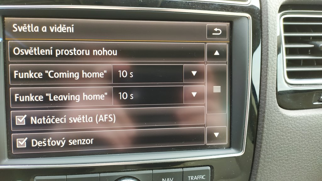 VW TOUAREG 3.0 TDI V6 193 kW 4M 8AT, ČR, DPH, TZ na 3,5 tuny!