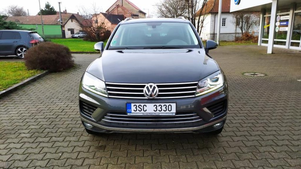 VW TOUAREG 3.0 TDI V6 220 kW 4M 8AT