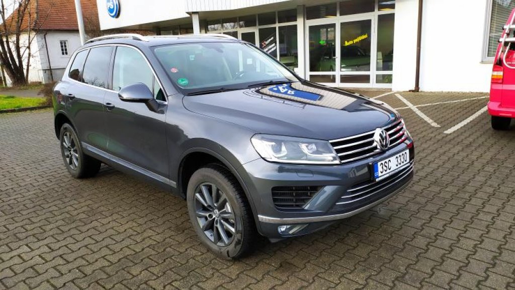 VW TOUAREG 3.0 TDI V6 220 kW 4M 8AT