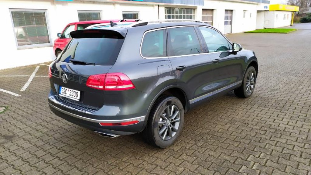 VW TOUAREG 3.0 TDI V6 220 kW 4M 8AT