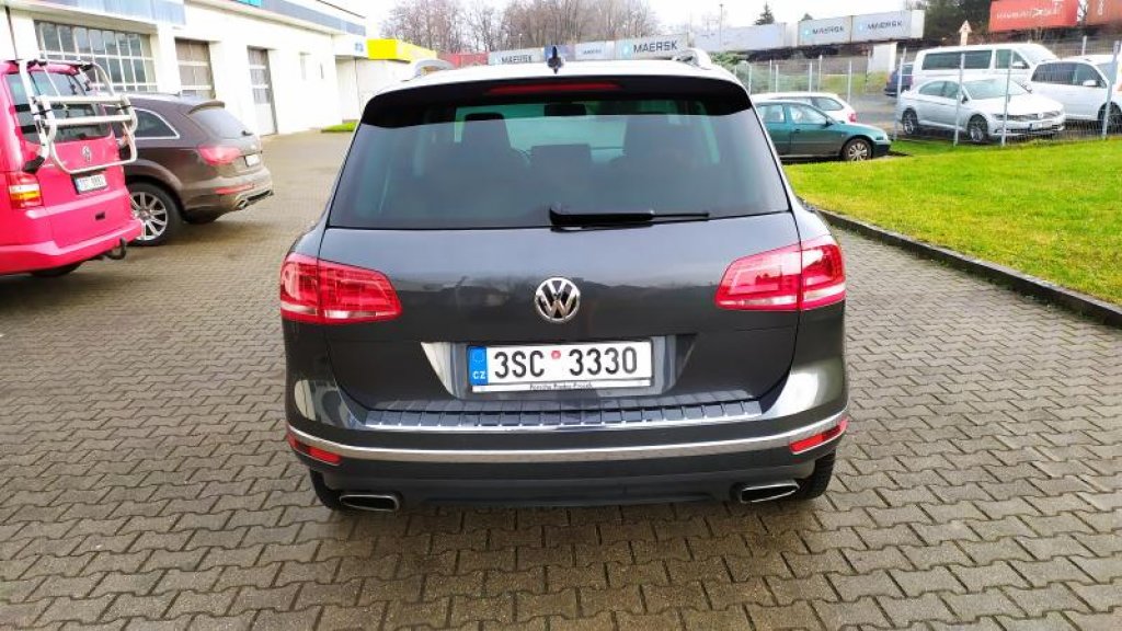 VW TOUAREG 3.0 TDI V6 220 kW 4M 8AT