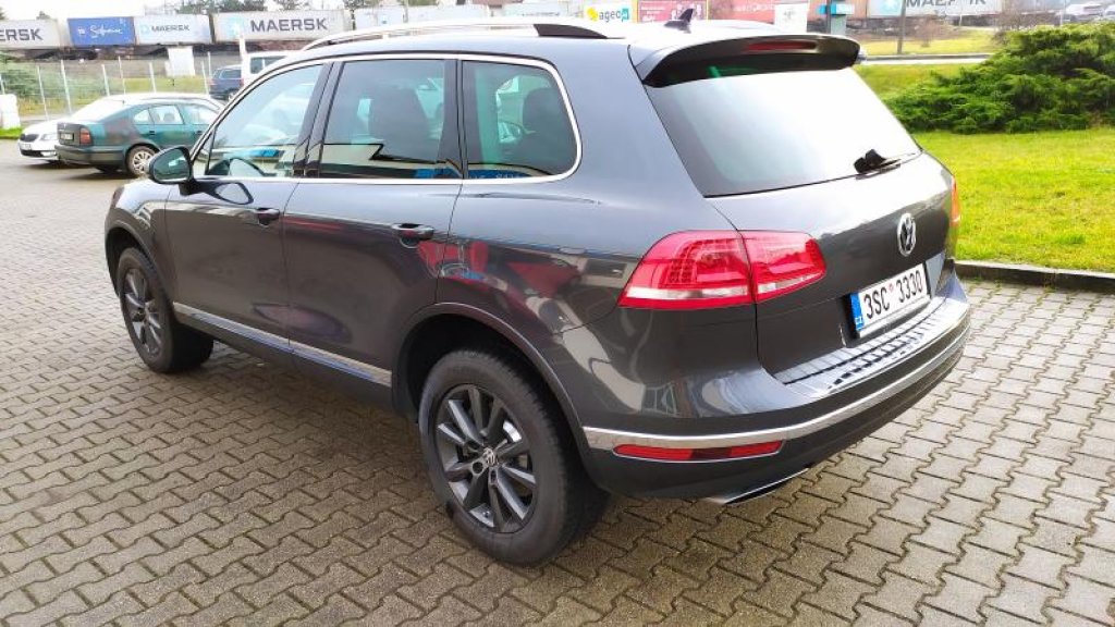 VW TOUAREG 3.0 TDI V6 220 kW 4M 8AT