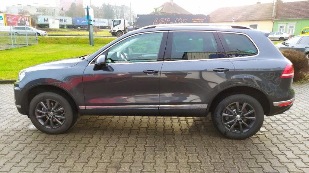 VW TOUAREG 3.0 TDI V6 220 kW 4M 8AT