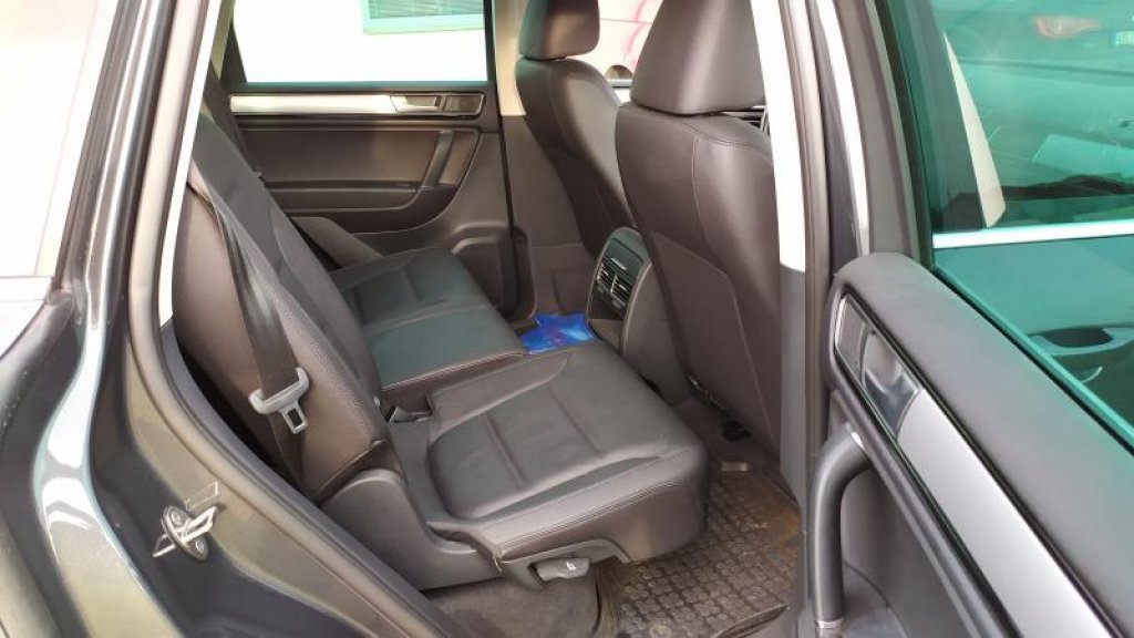 VW TOUAREG 3.0 TDI V6 220 kW 4M 8AT