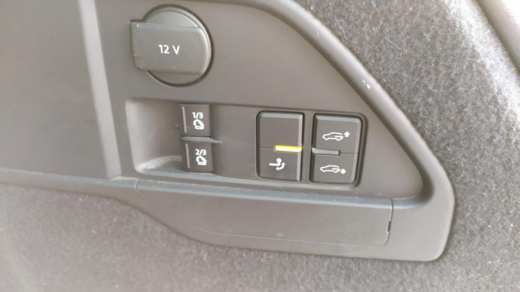 VW TOUAREG 3.0 TDI V6 220 kW 4M 8AT
