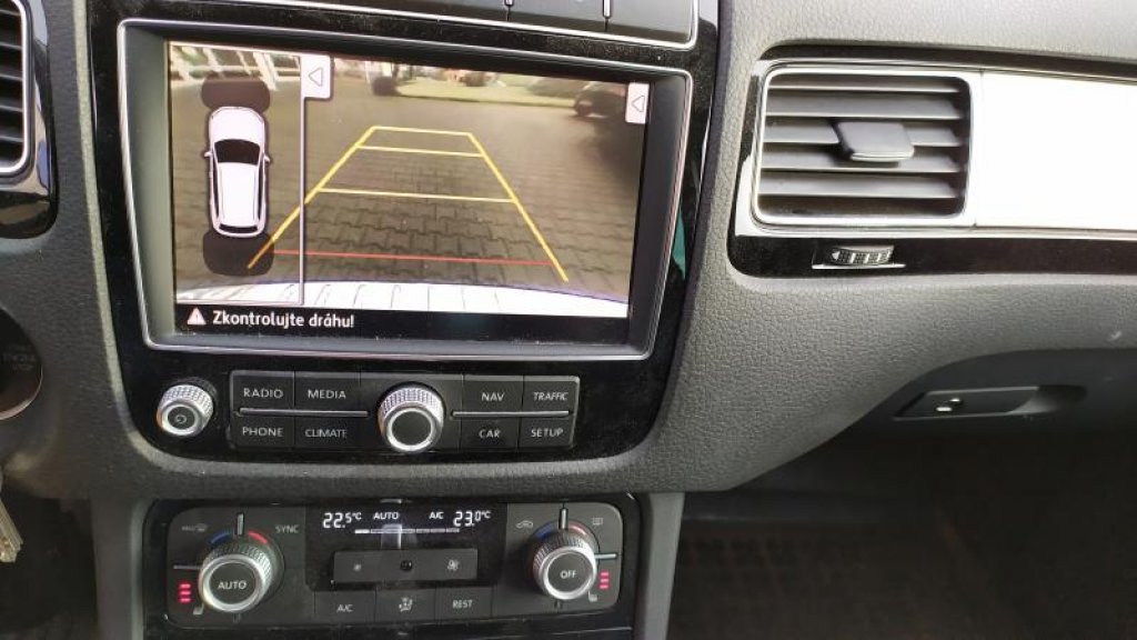VW TOUAREG 3.0 TDI V6 220 kW 4M 8AT