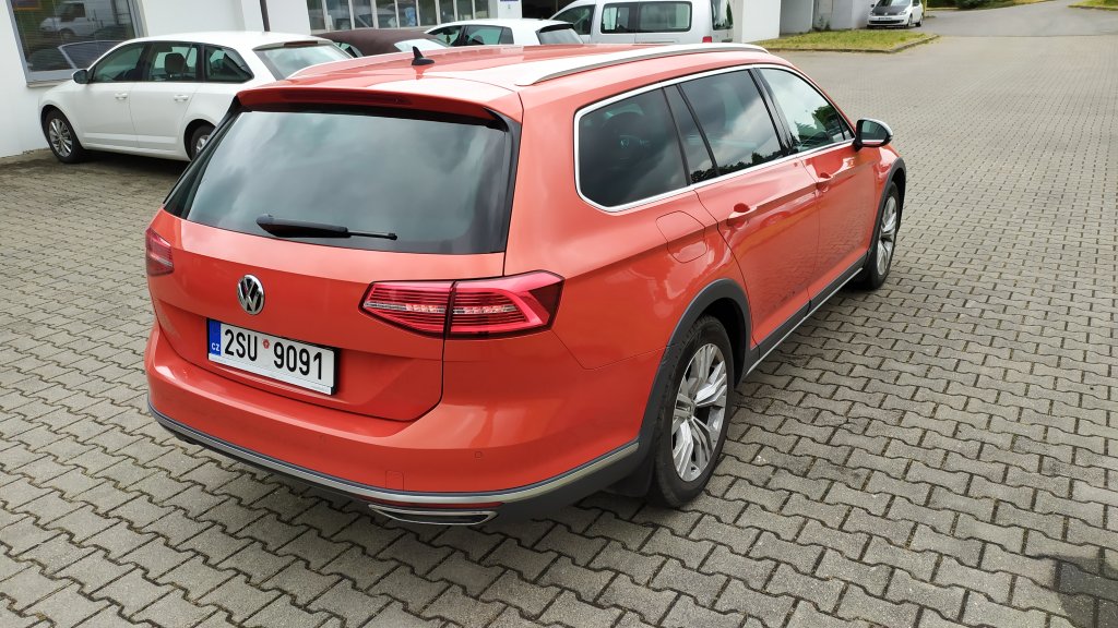 VW PASSAT ALLTRACK 2.0 TDI 176 kW 4M 7DSG, ČR, 2.majitel, 2x Kola, DPH