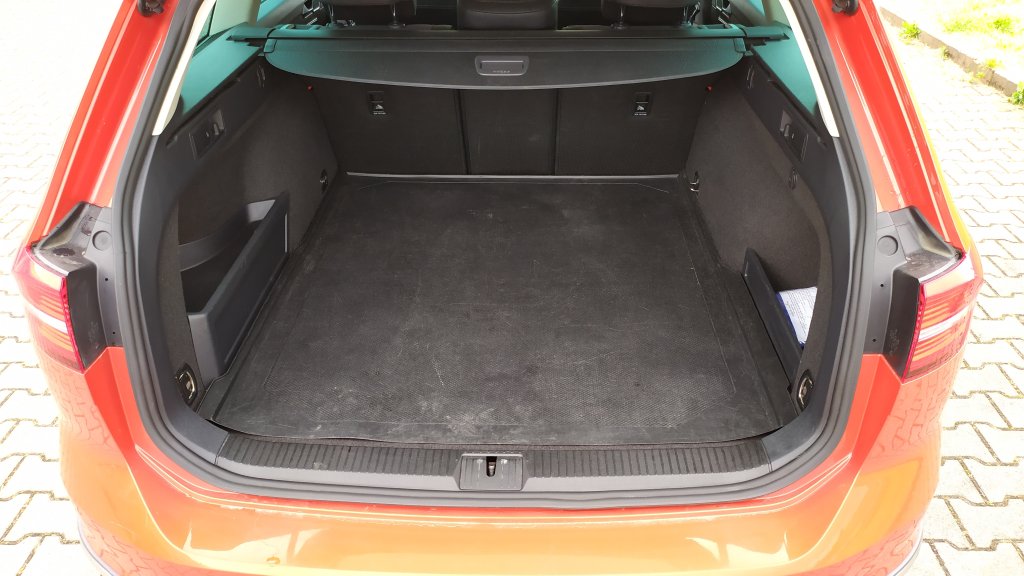 VW PASSAT ALLTRACK 2.0 TDI 176 kW 4M 7DSG, ČR, 2.majitel, 2x Kola, DPH
