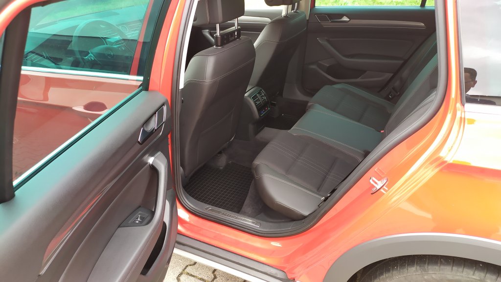 VW PASSAT ALLTRACK 2.0 TDI 176 kW 4M 7DSG, ČR, 2.majitel, 2x Kola, DPH