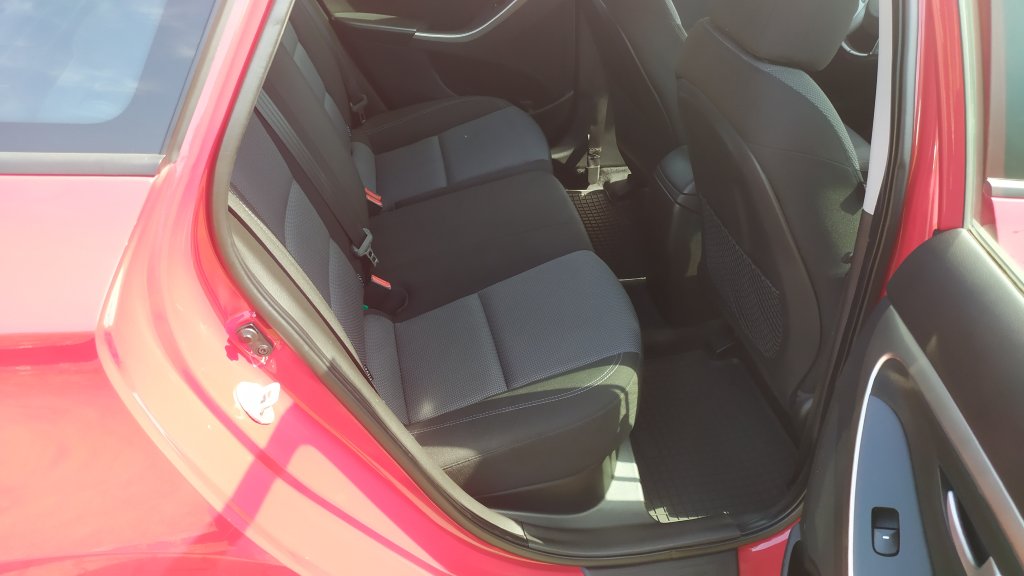 Hyundai i30 Combi TRIKOLOR 1.6 CRDi 81 kW 6st.Manuál, ČR, DPH, 2x Kola