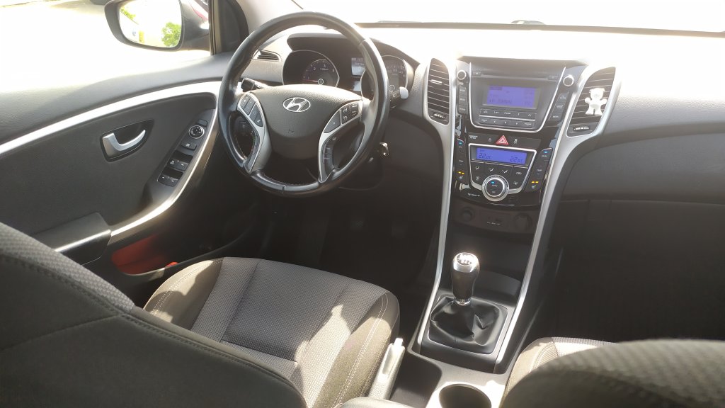 Hyundai i30 Combi TRIKOLOR 1.6 CRDi 81 kW 6st.Manuál, ČR, DPH, 2x Kola