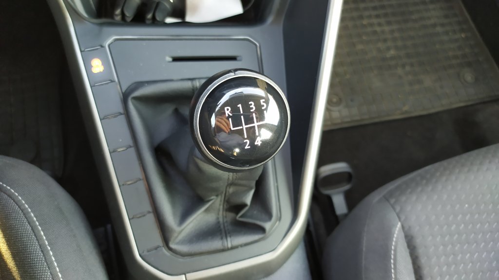 VW POLO Comfortline 1.0 TSI 70 kW 5st.Manuál, ČR, 2.majitel, Pův.lak !