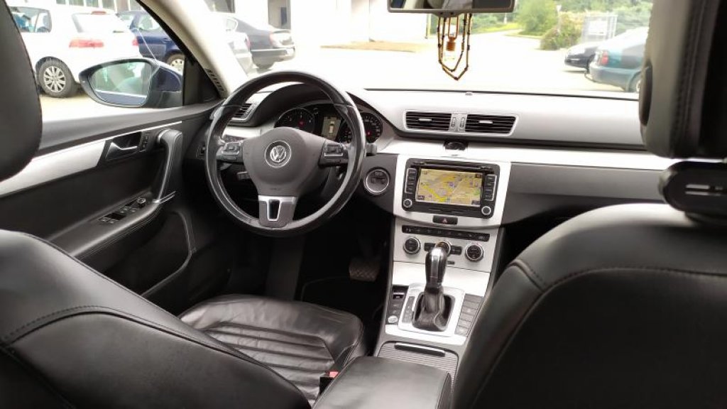 VW VW PASSAT VAR. Highline 6DSG