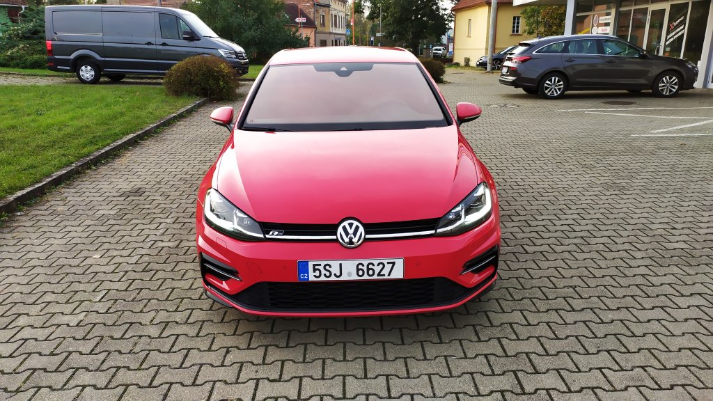 VW GOLF R-Line 1.4 TSI 110 kW 7DSG, ČR, DPH