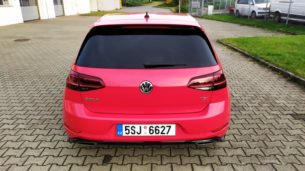 VW GOLF R-Line 1.4 TSI 110 kW 7DSG, ČR, DPH