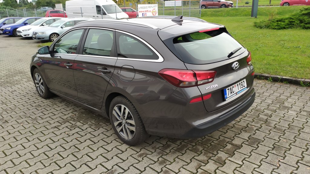 Hyundai i30 Kombi STYLE Navi 1.6 CRDi 85 kW 6st.Manuál, ČR, DPH, 2x Kola