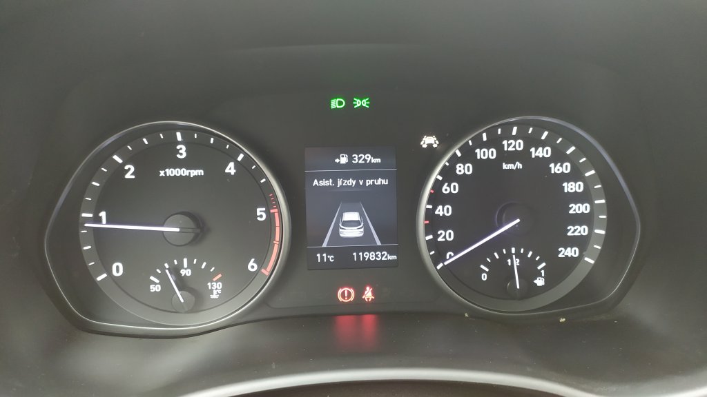 Hyundai i30 Kombi STYLE Navi 1.6 CRDi 85 kW 6st.Manuál, ČR, DPH, 2x Kola