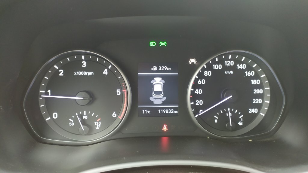 Hyundai i30 Kombi STYLE Navi 1.6 CRDi 85 kW 6st.Manuál, ČR, DPH, 2x Kola