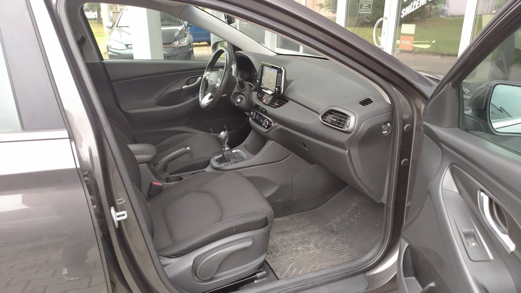 Hyundai i30 Kombi STYLE Navi 1.6 CRDi 85 kW 6st.Manuál, ČR, DPH, 2x Kola