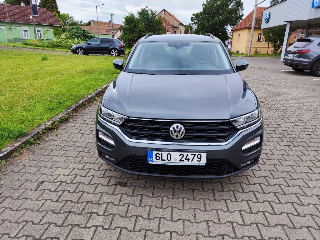 VW T-ROC 1.0 TSI 85 kW 6st.Manuál, ČR,1.Majitel, Pův.lak! 2x Kola