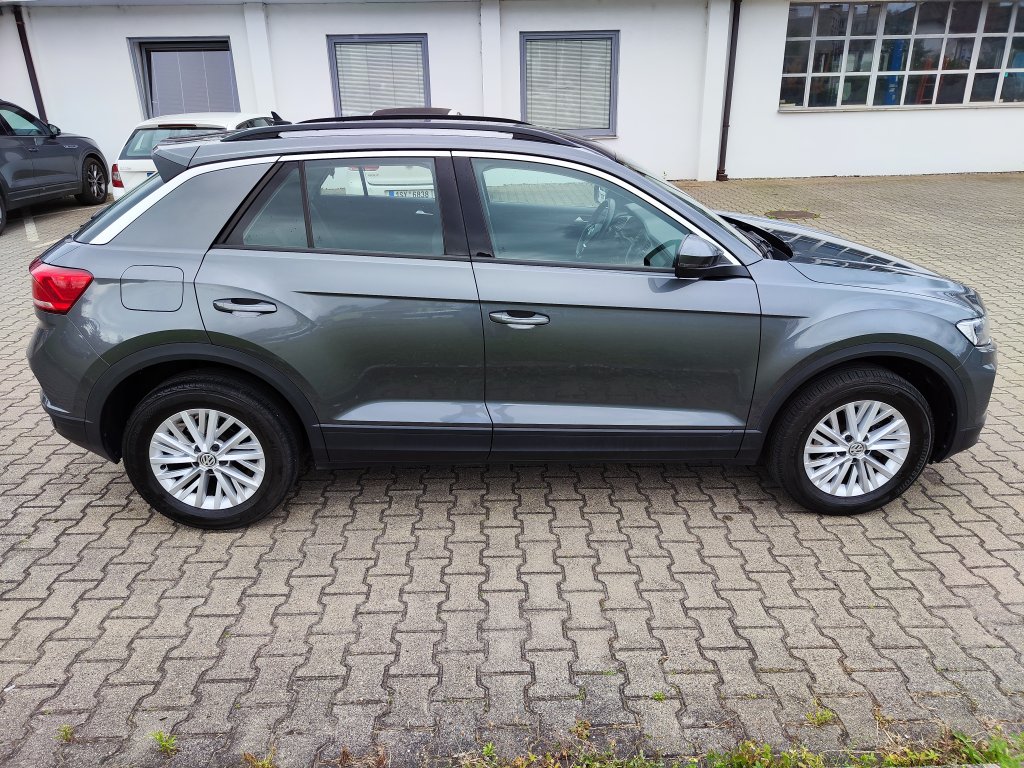 VW T-ROC 1.0 TSI 85 kW 6st.Manuál, ČR,1.Majitel, Pův.lak! 2x Kola