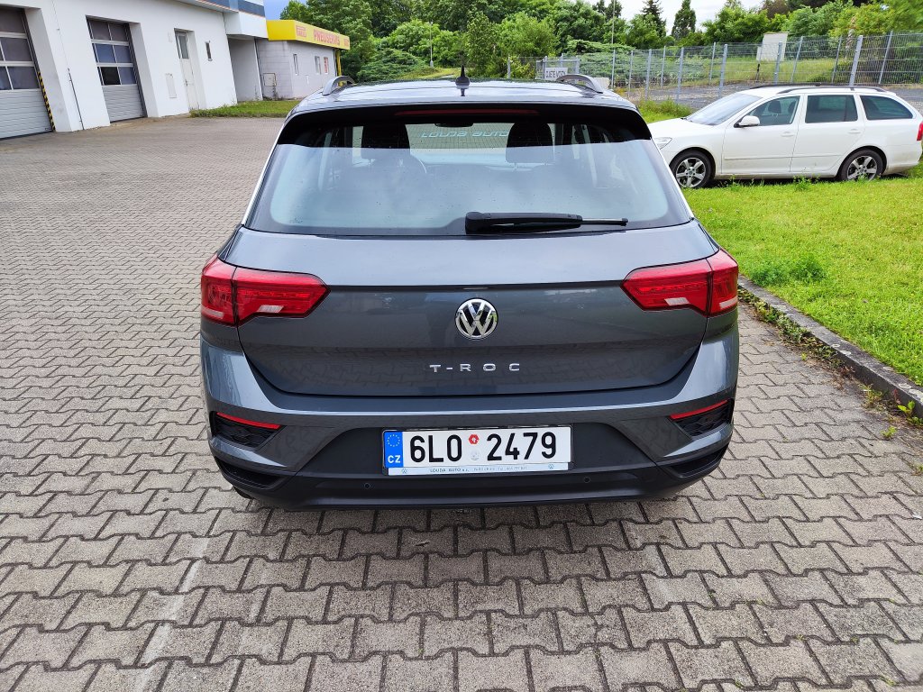 VW T-ROC 1.0 TSI 85 kW 6st.Manuál, ČR,1.Majitel, Pův.lak! 2x Kola