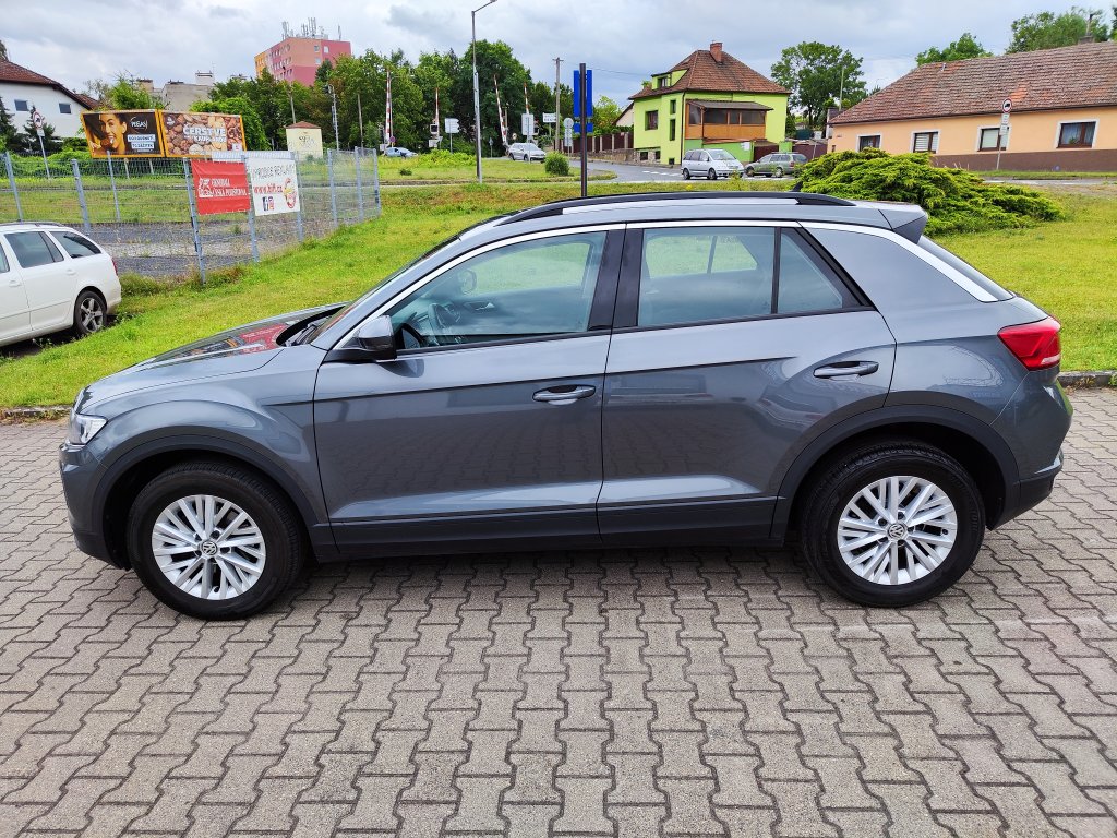 VW T-ROC 1.0 TSI 85 kW 6st.Manuál, ČR,1.Majitel, Pův.lak! 2x Kola