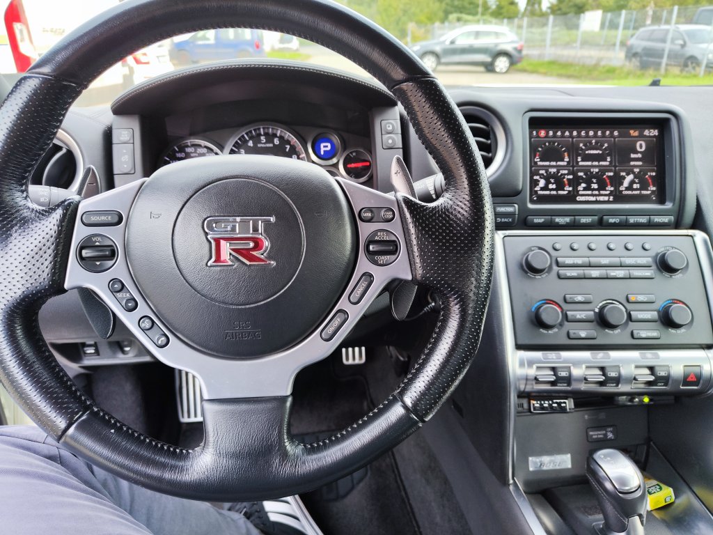 Nissan GT-R (R35) 3.8 TwinTurbo,TOP STAV! jen 33 tis.km!