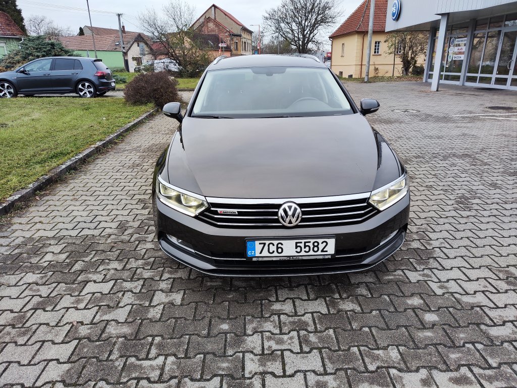 VW PASSAT VARIANT Highline 2.0TDI 110 kW 4M(4x4)6st.Man.,ČR, Pův.lak!