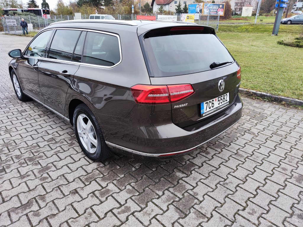 VW PASSAT VARIANT Highline 2.0TDI 110 kW 4M(4x4)6st.Man.,ČR, Pův.lak!