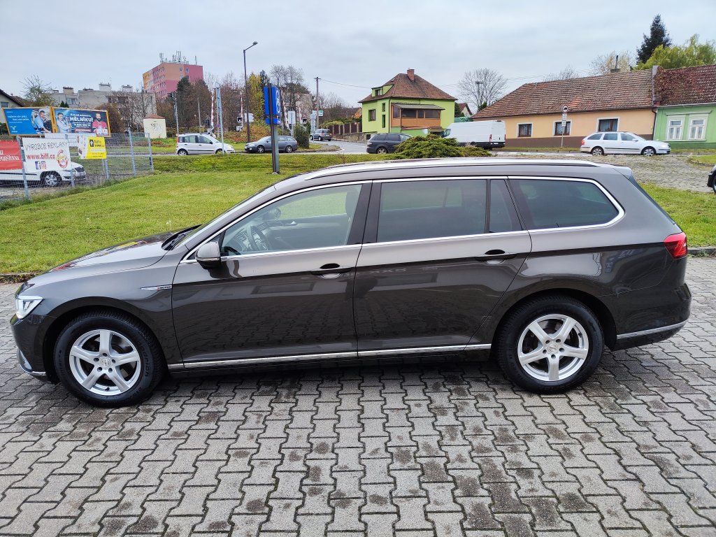 VW PASSAT VARIANT Highline 2.0TDI 110 kW 4M(4x4)6st.Man.,ČR, Pův.lak!